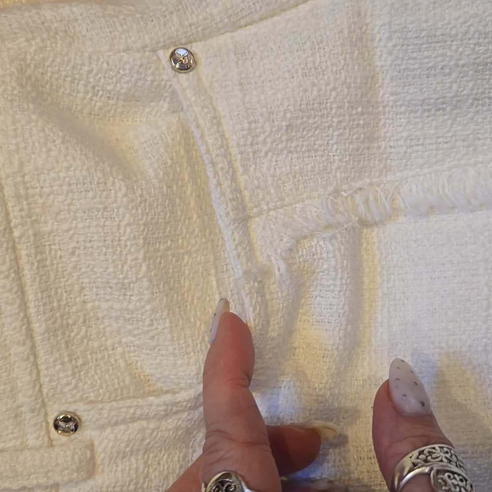 Karl Lagerfeld Paris White Fringe Edge Skirt - Picture 5 of 10